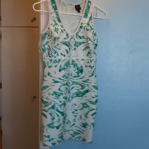 2b Bebe Green White Floral Bandage Dress small